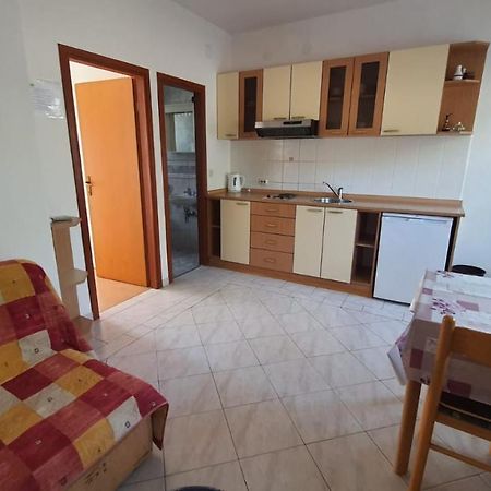 Apartments Irena Božava Εξωτερικό φωτογραφία