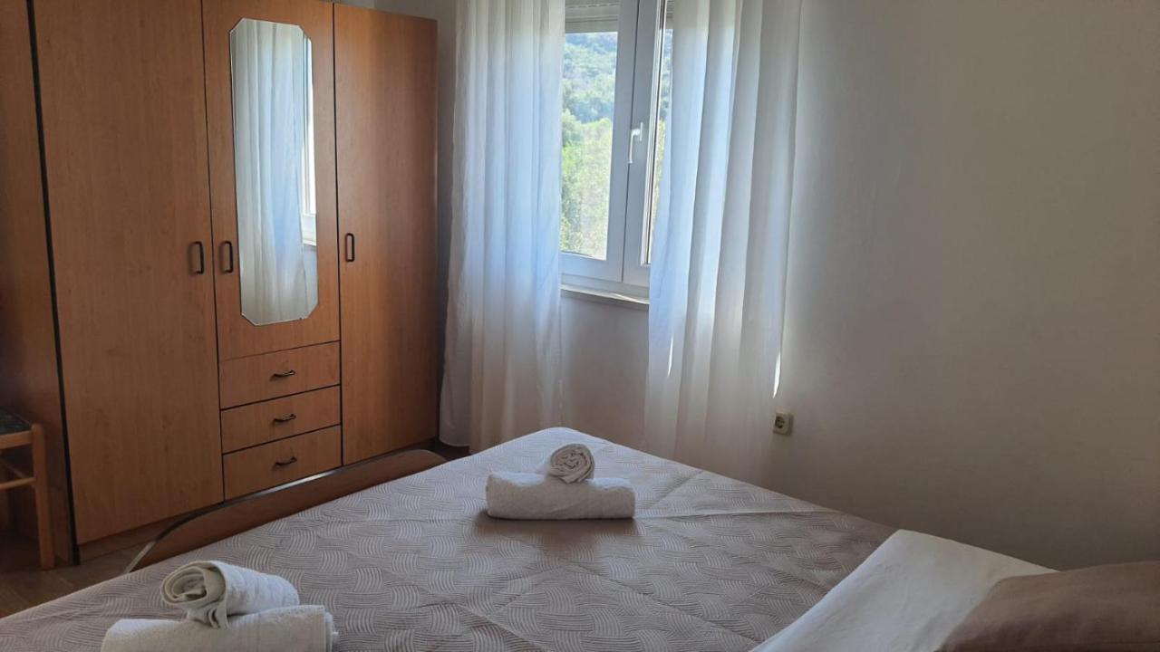 Apartments Irena Božava Εξωτερικό φωτογραφία
