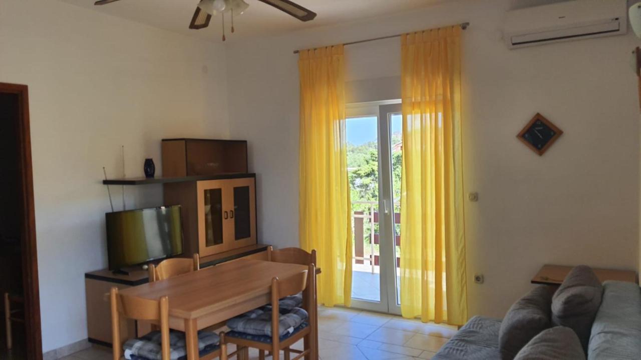 Apartments Irena Božava Εξωτερικό φωτογραφία