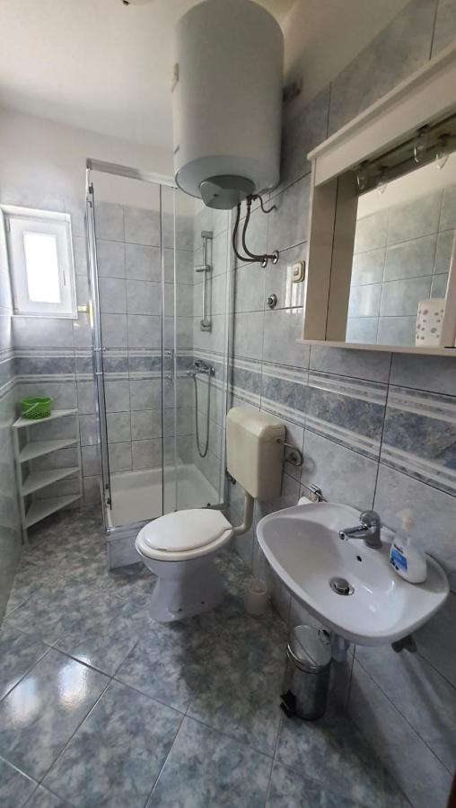Apartments Irena Božava Εξωτερικό φωτογραφία