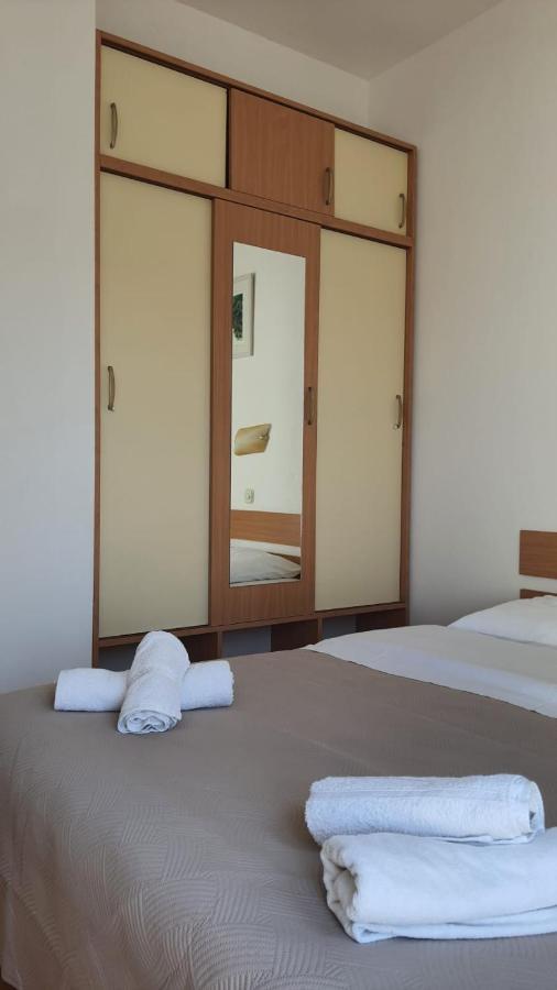 Apartments Irena Božava Εξωτερικό φωτογραφία