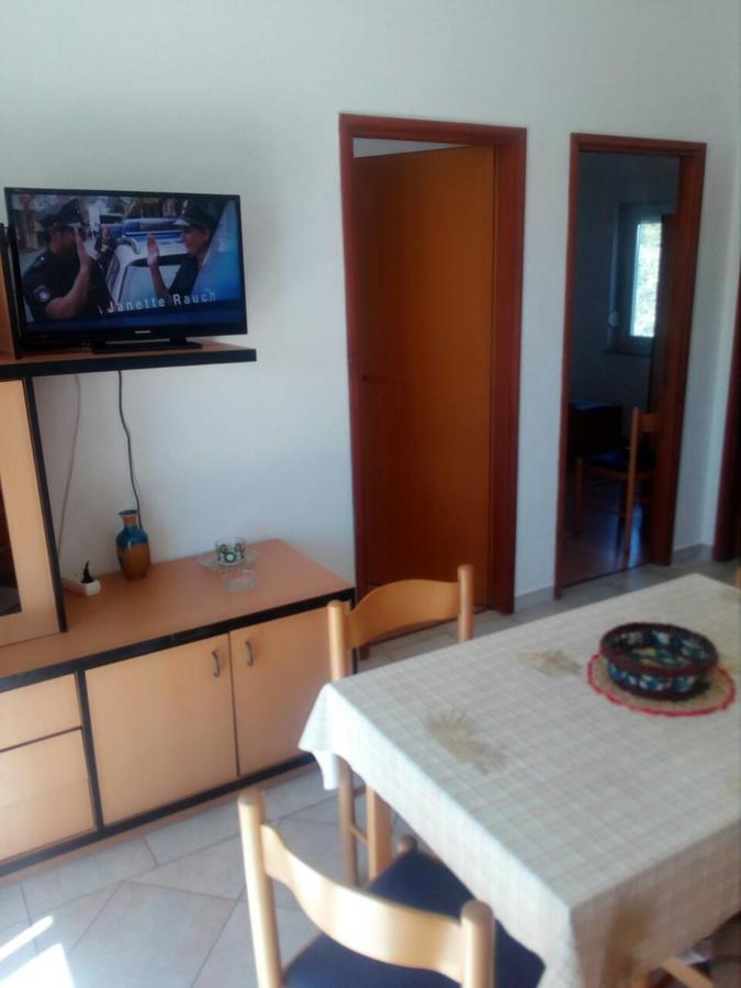 Apartments Irena Božava Εξωτερικό φωτογραφία